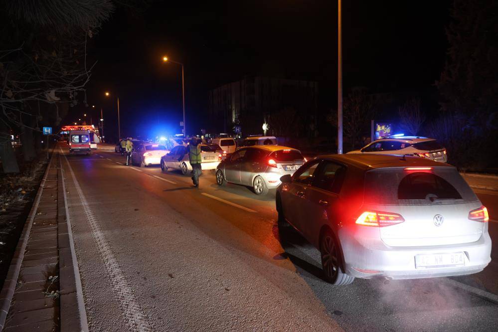 Konya’da alkollü sürücü ve arkadaşının polisle ilginç diyaloğu 1